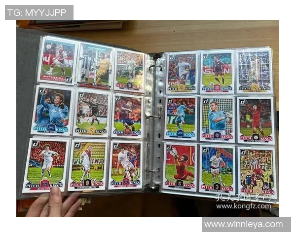 签字足球球星卡的市场价值及其影响因素分析